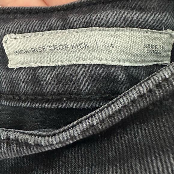 Pacsun Black High Rise Crop Kick Frayed Jeans Womens Size 24 - Picture 4 of 6